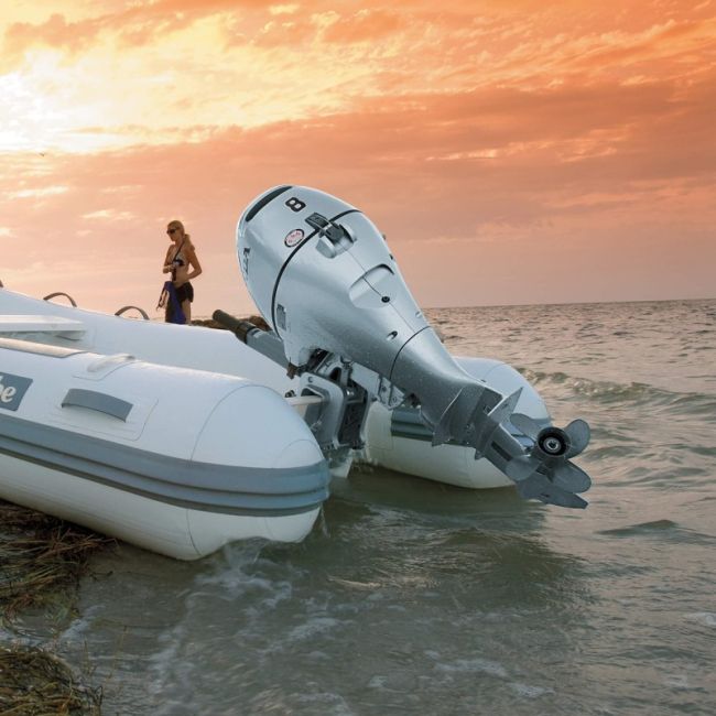 Honda BF8 Outboard Motor