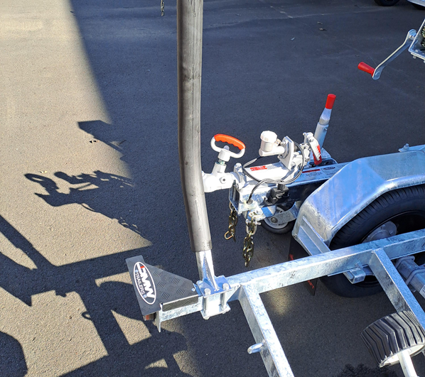 DMW Side Poles