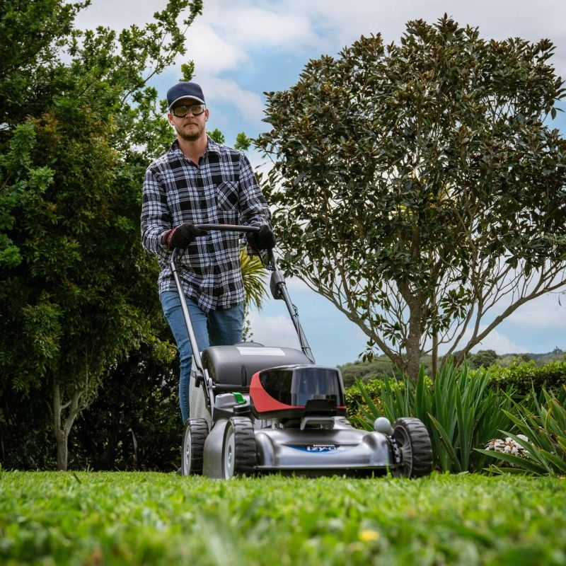 HRG466 Lawn Mower Combo Kit Battery