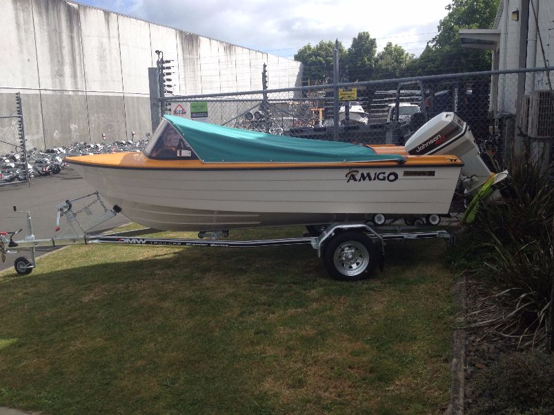 DMW Premier 430 Boat Trailer