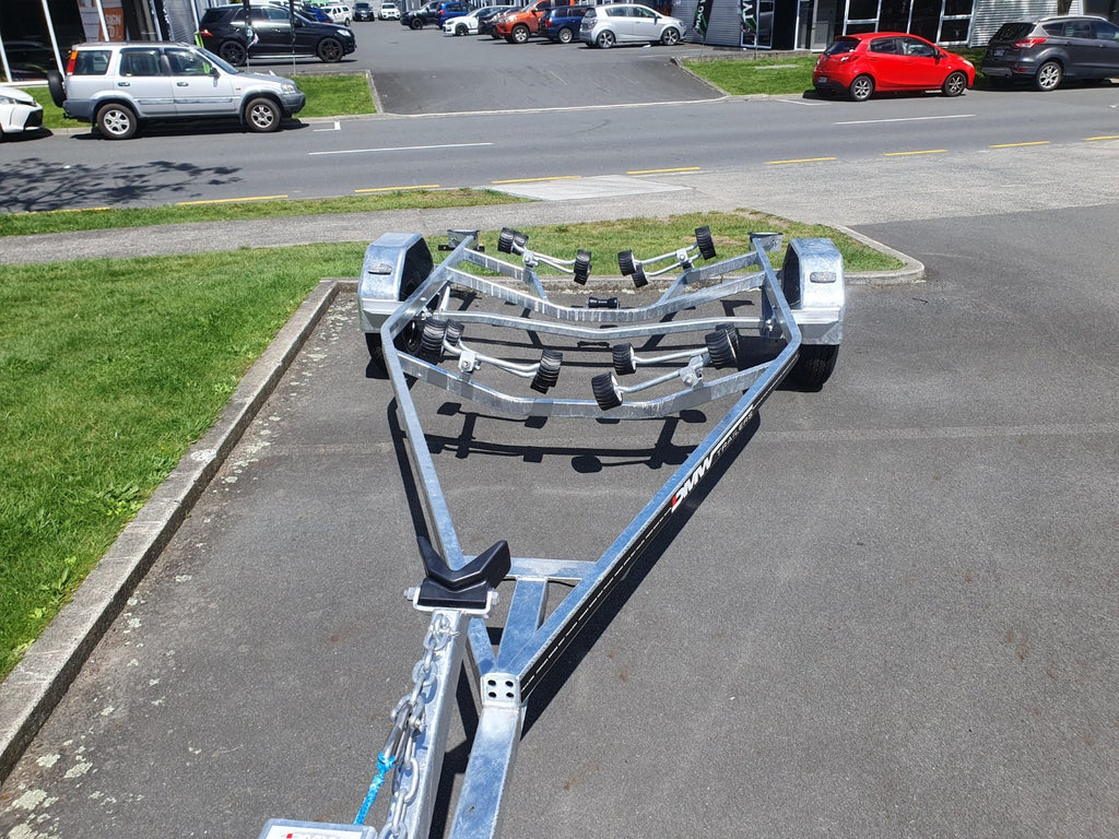 DMW Premier 450 Boat Trailer