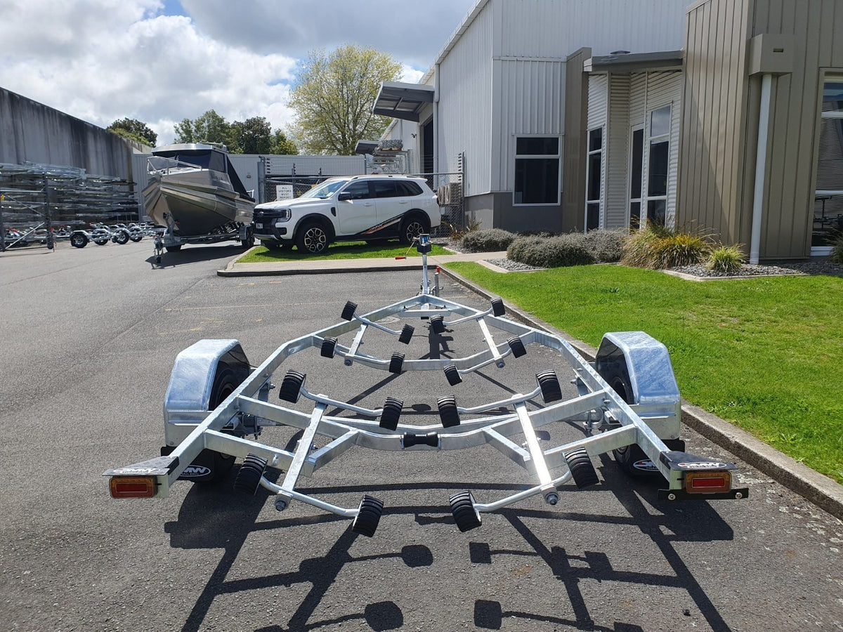 DMW Premier 450 Boat Trailer