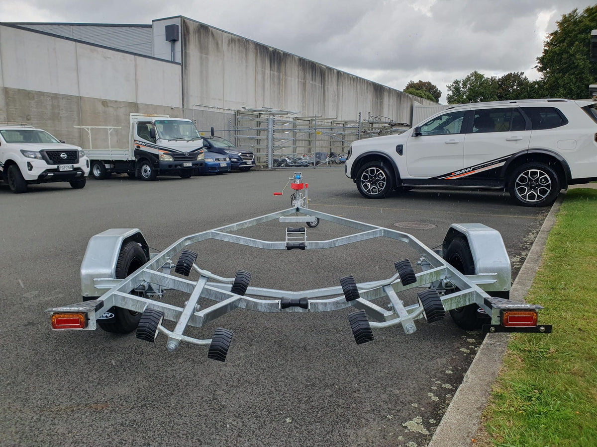 DMW Premier 480 Boat Trailer