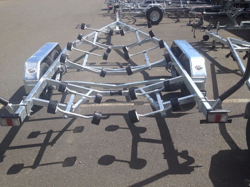 DMW Premier 600 & 600T Boat Trailer