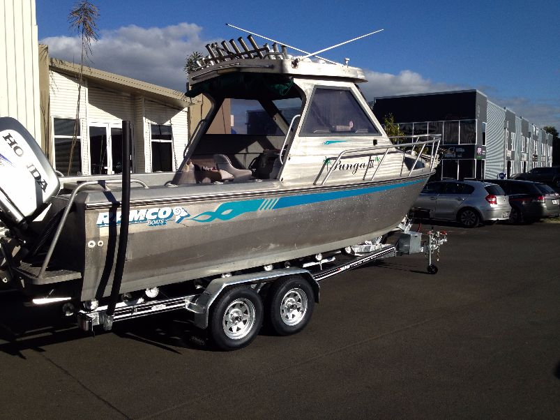 DMW Premier 600 & 600T Boat Trailer