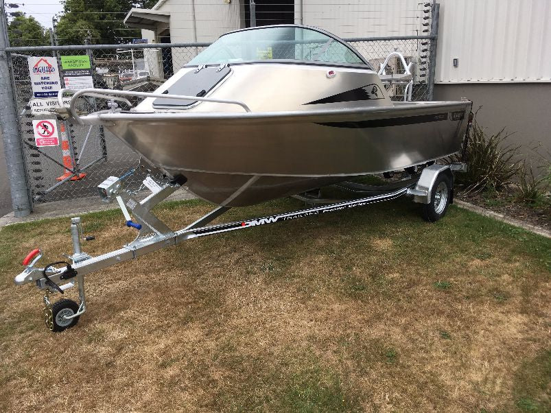 DMW Premier 430 Boat Trailer
