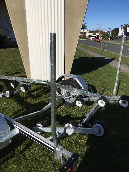 DMW Side Poles