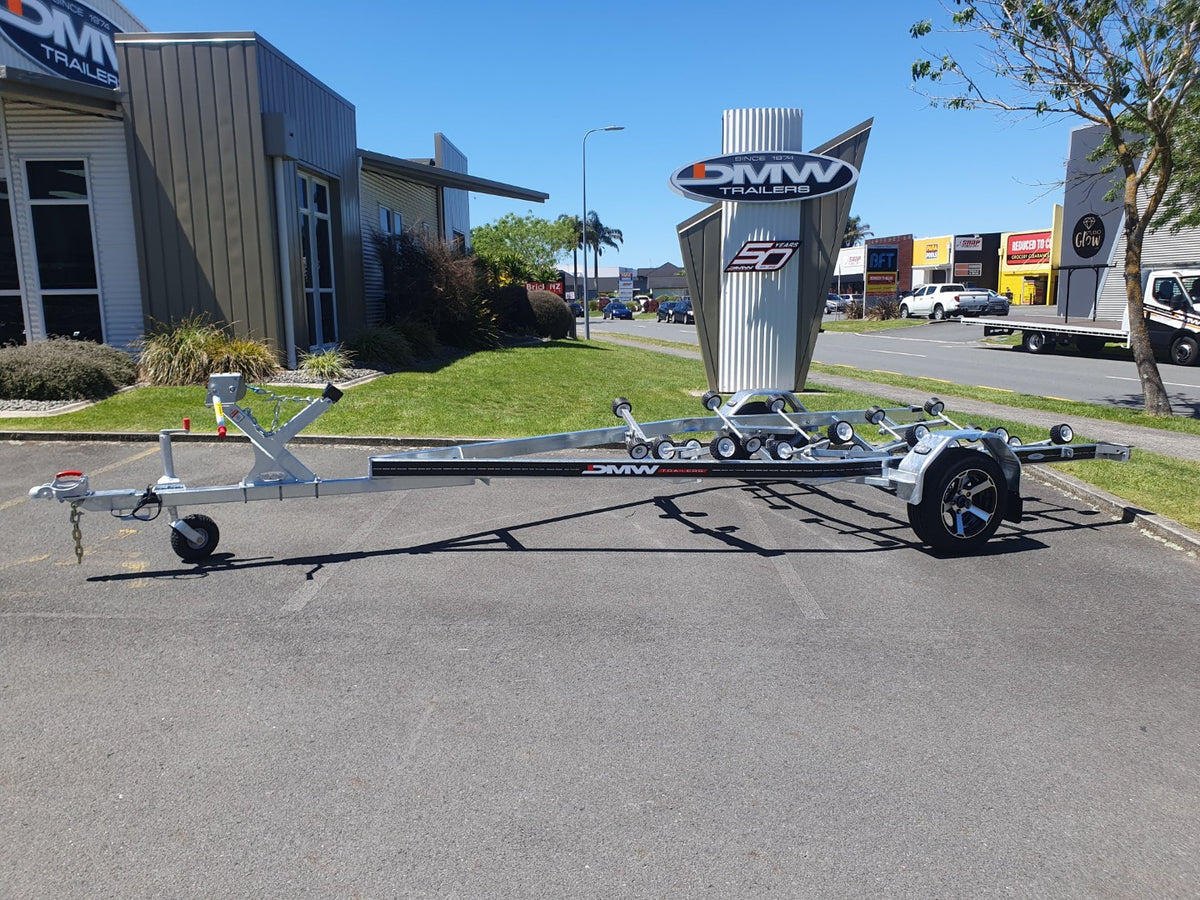 DMW Premier 550 & 550T Boat Trailer