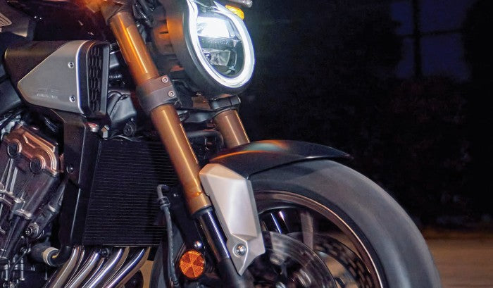 cb650r-e-product-page-desktop-feature-tiles-img1-1780x1040-01.jpg