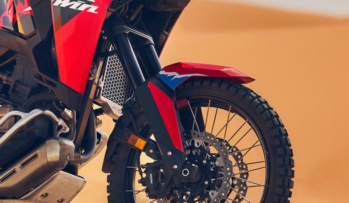 crf1100africatwin-man-product-page-desktop-feature-tiles-img1-1780x1040-v2.jpg