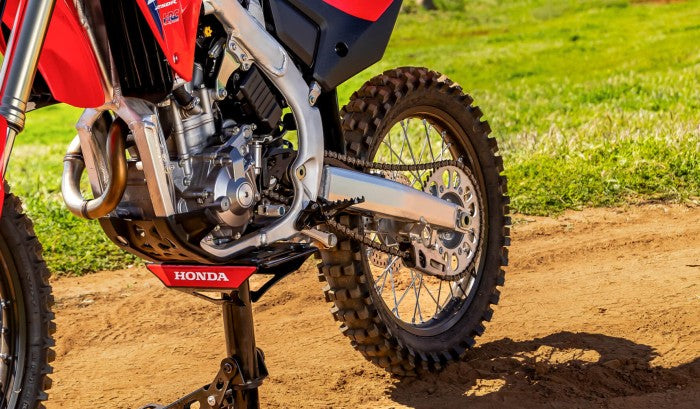 crf250r-product-page-desktop-feature-tiles-img3-1780x1040.jpg