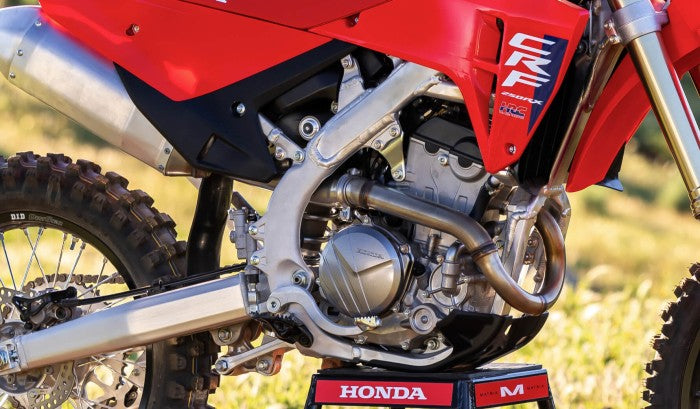 crf250rx-product-page-desktop-feature-tiles-img1-1780x1040.jpg