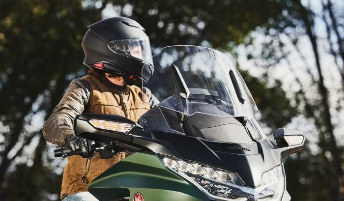goldwing-bagger-product-page-desktop-feature-tiles-img3-1780x1040-01.jpg