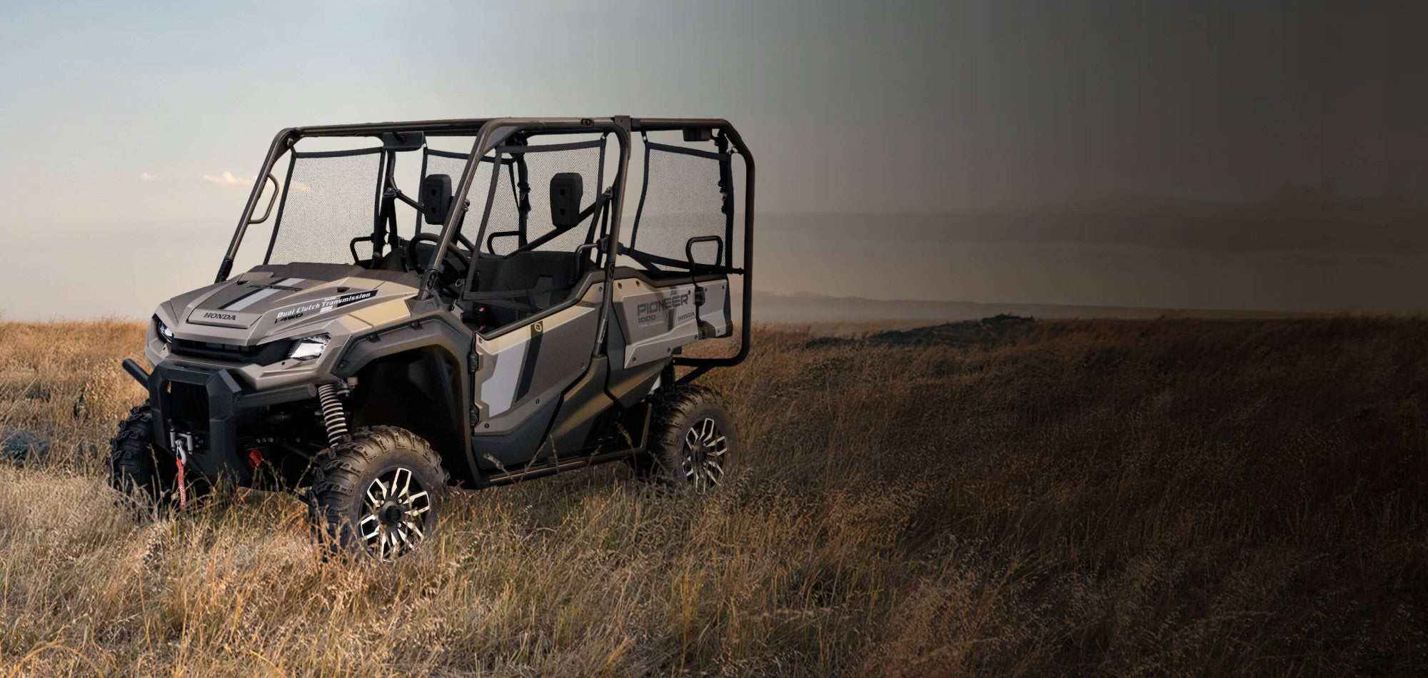 pioneer-1000-5p-2024-trail-product-page-content-banner-desktop-img1-3200x1520.jpg