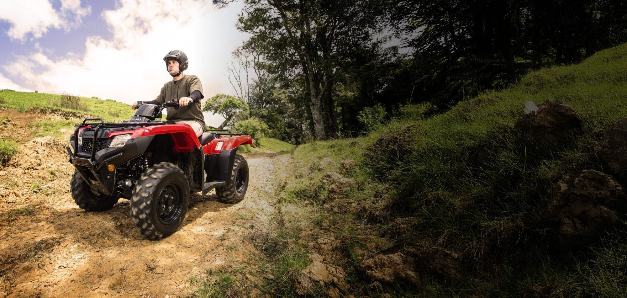 trx420fa2-product-page-content-banner-desktop-img1-3200x1520.jpg